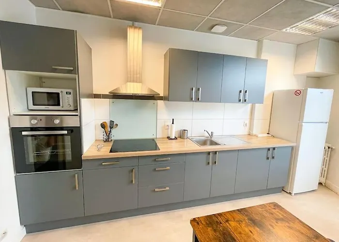 1 Moderne - Centre *